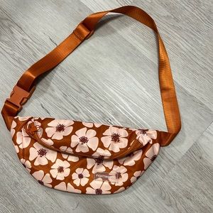 Fighting Eel Fanny Pack